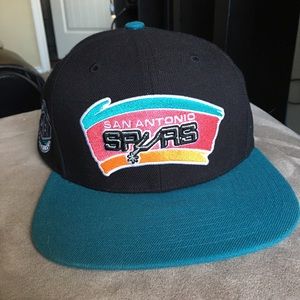 Spurs Flat Bill Hat Throwback Logo